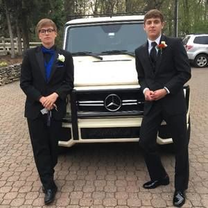 Meet your Posher, Christopher